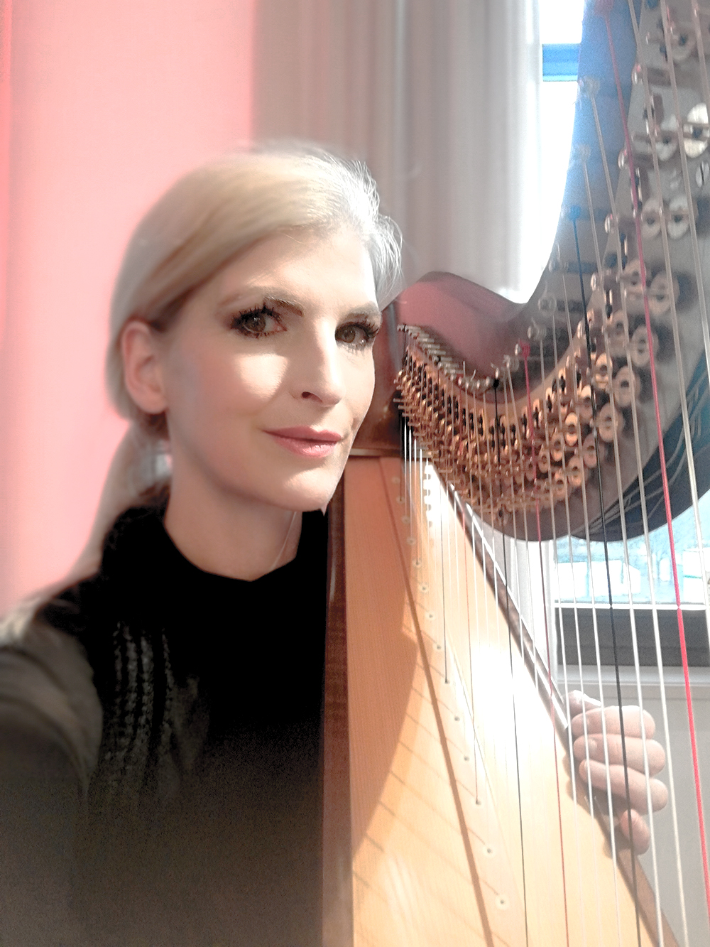 harp music from Berlin by Simonetta